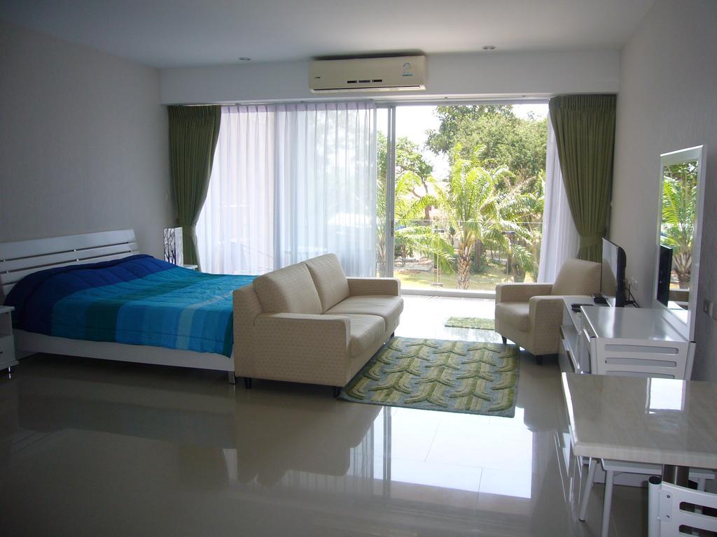 Chic Condominium Unit A303, A306, A307, A308, A406 Karon Kültér fotó